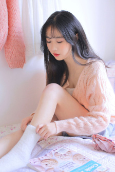 女大学生的沙龙室3